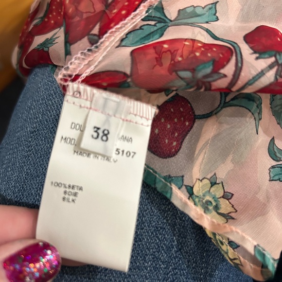 Dolce and Ganbana silk button down blouse with strawberry pattern NWT (Vintage) - Picture 14 of 16